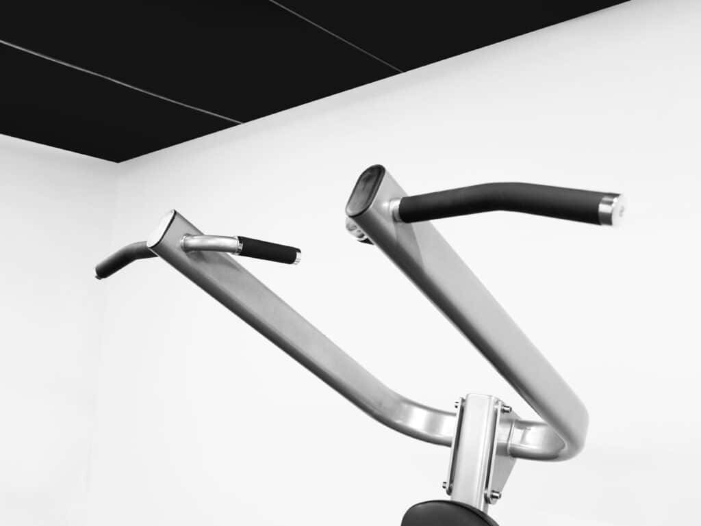 CF2110 Chin Dip Tower-3