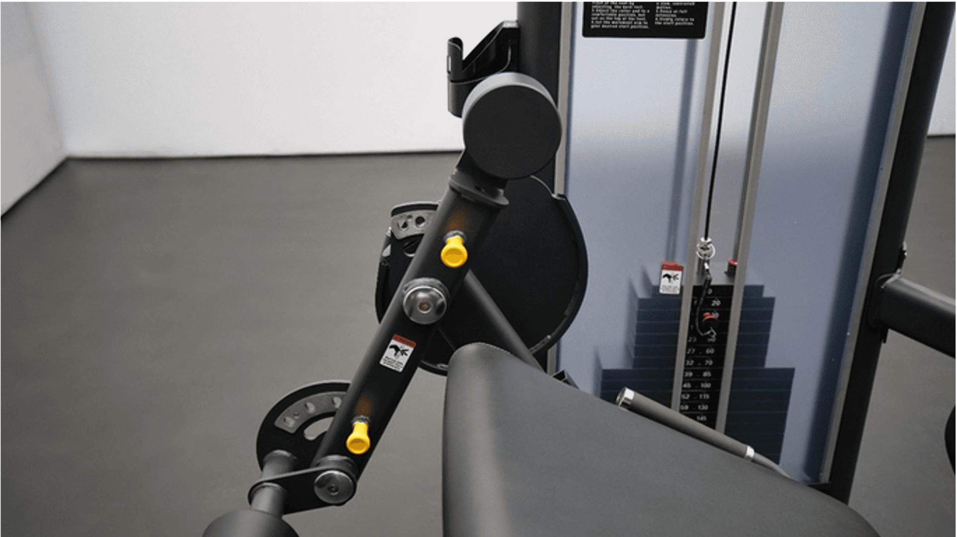 GR606 Seated Leg Extension-5