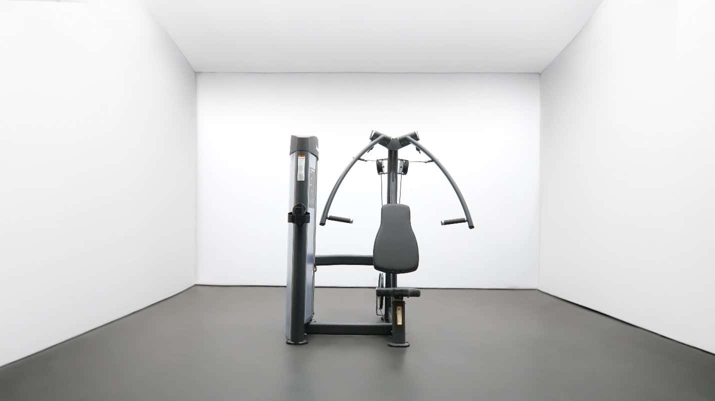 GR621 Dual Axis Chest Press-1