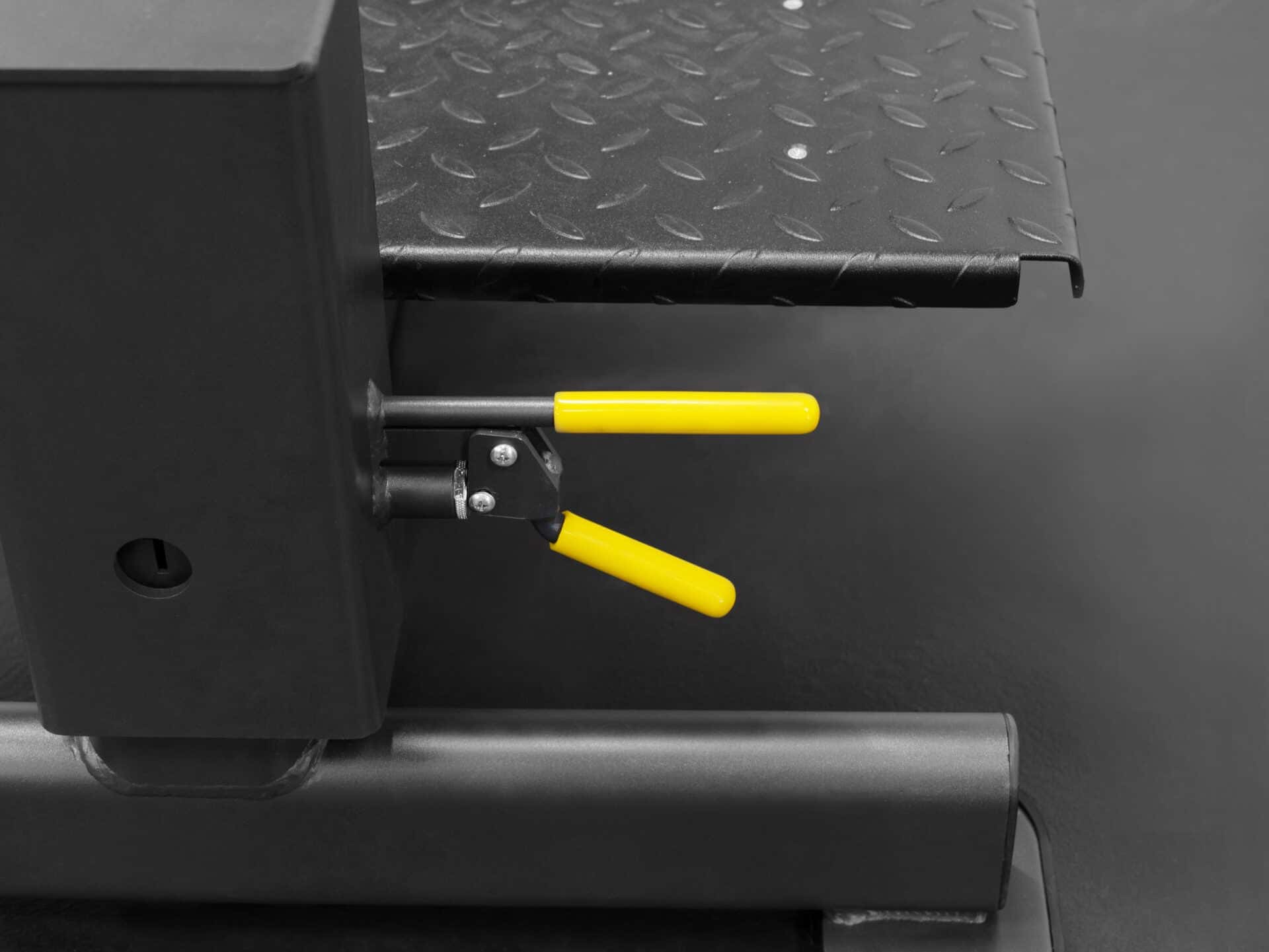 GR635 Selectorized Rotary Hip-8