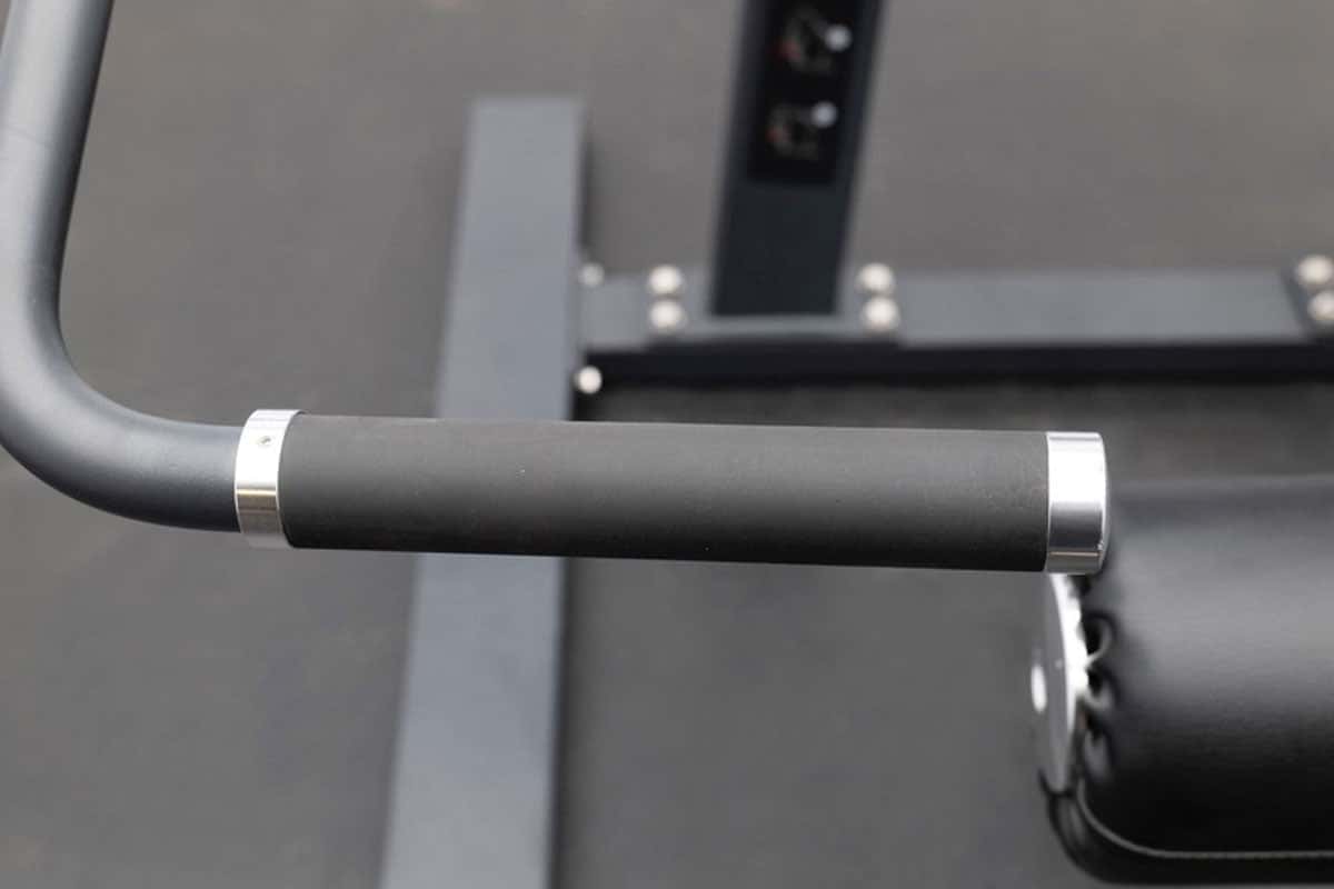 GR806 Plate Loaded Pull Down-2