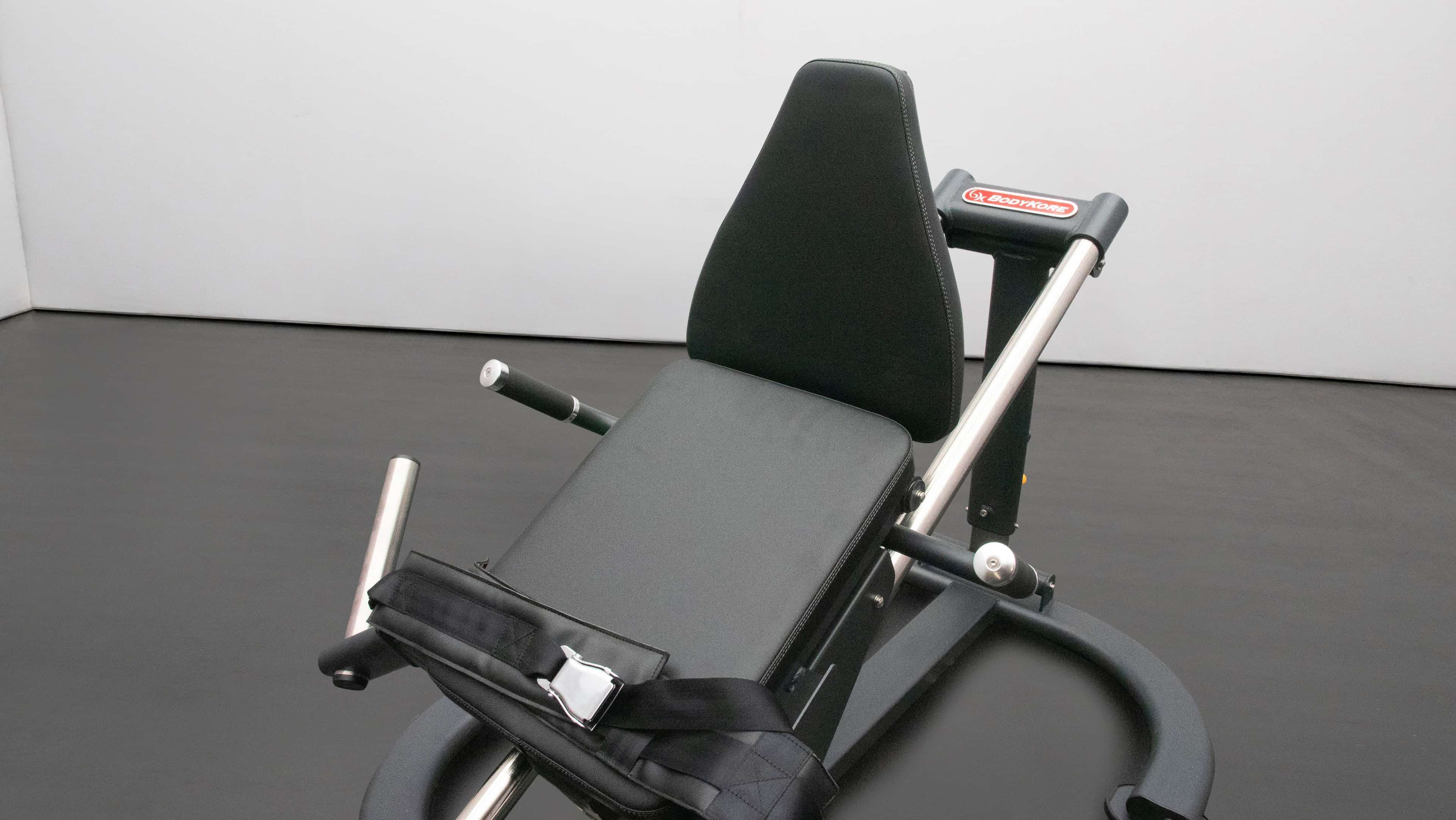 CF8131 Glute Press-3
