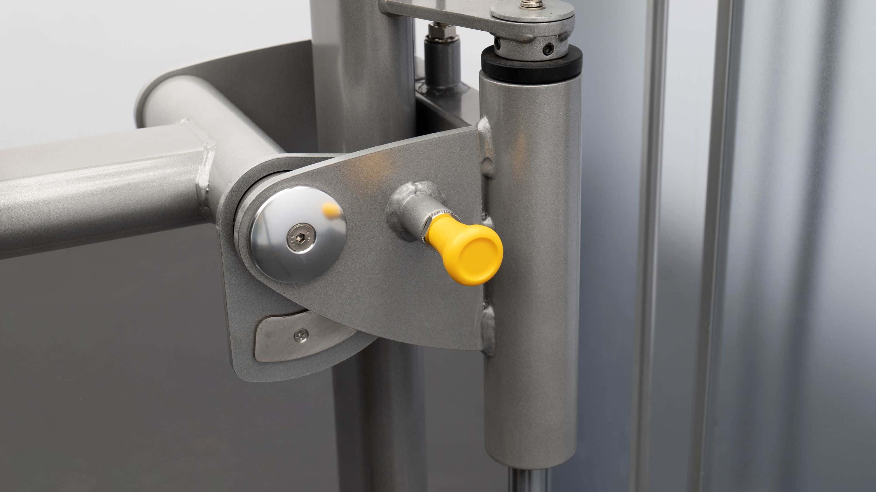 GR636 Chin/Dip Assist-3