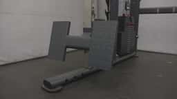 MX1192 Universal Trainer Low Row Footplate-2