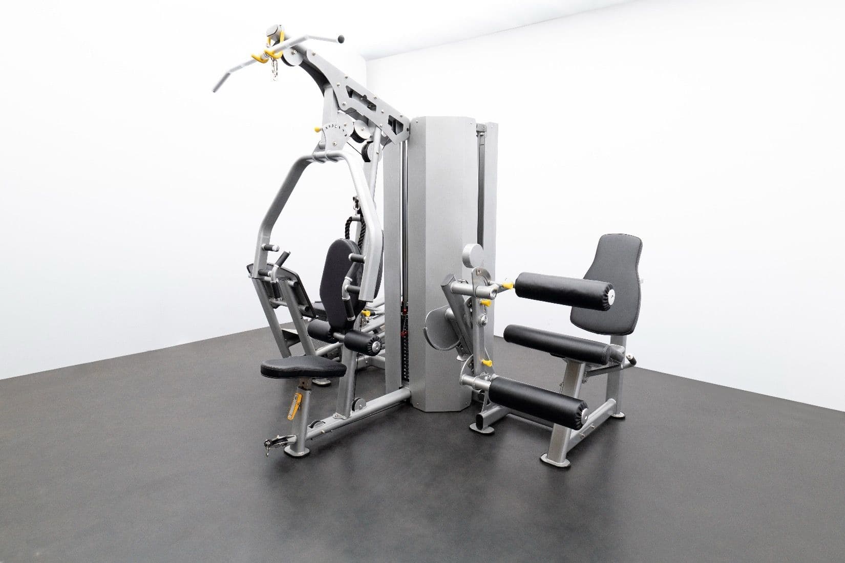 2 Use- Chest Press/Seated Row/Lat Pulldown Station