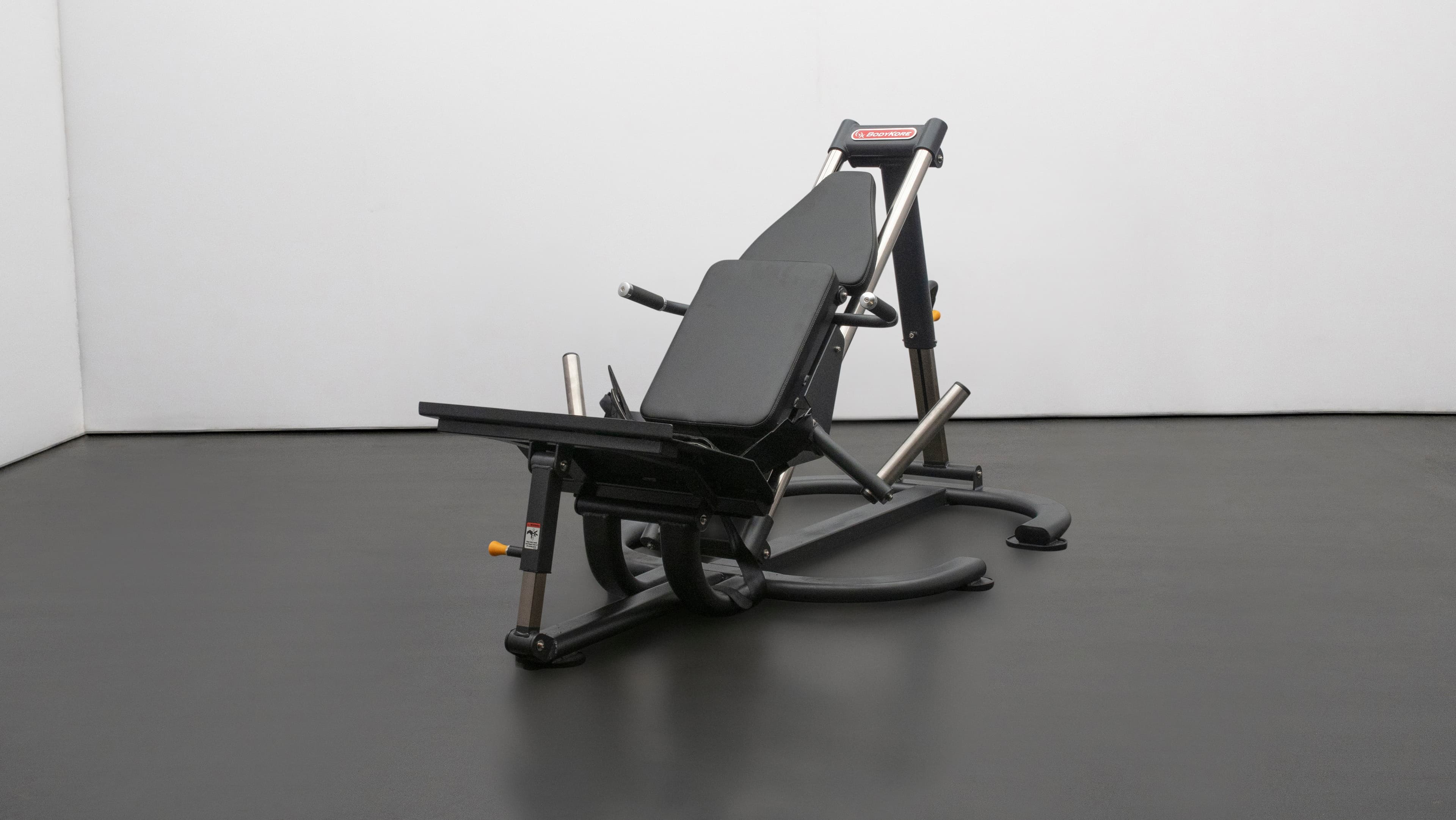 CF8131 Glute Press
