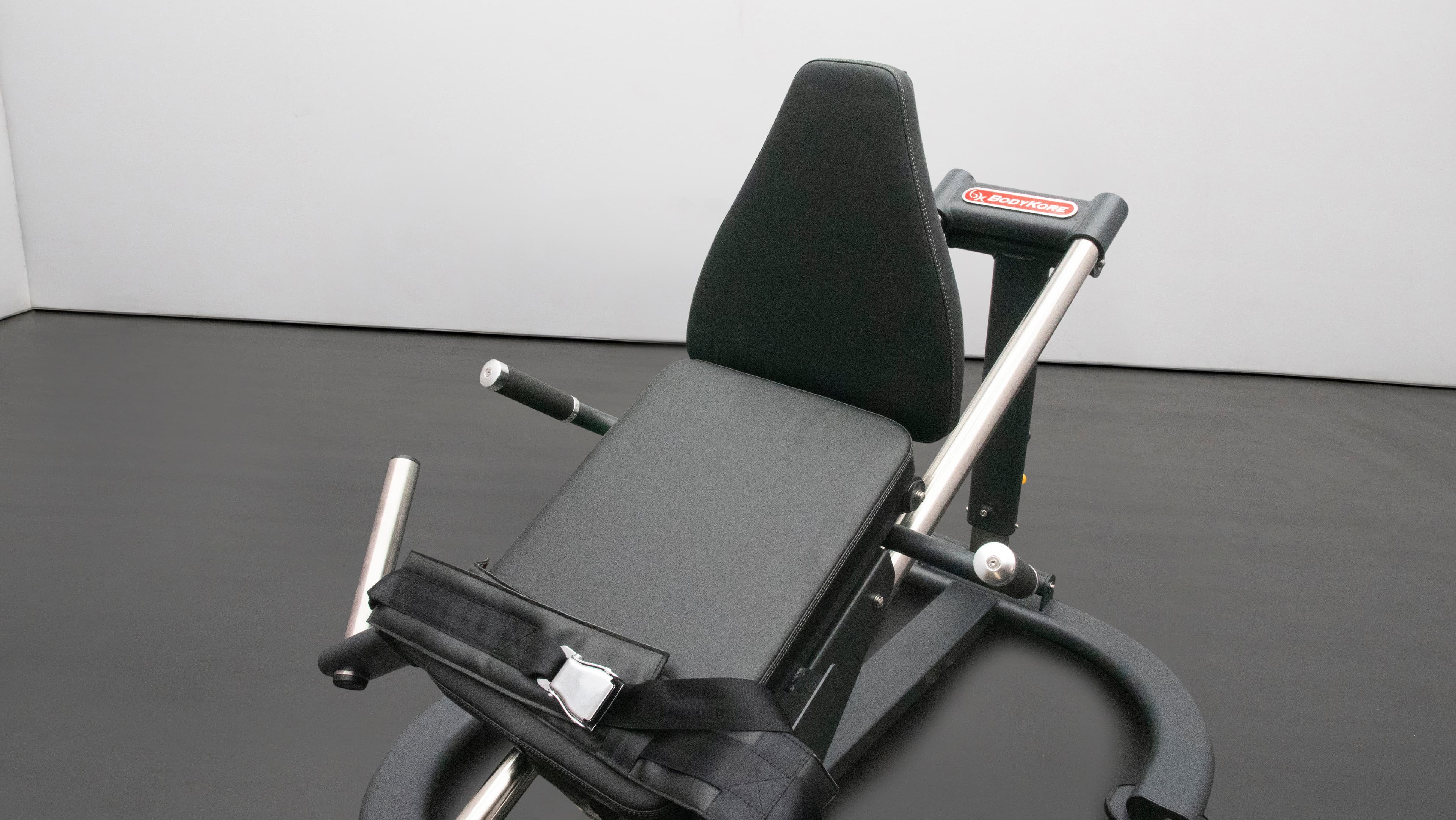 CF8131 Glute Press