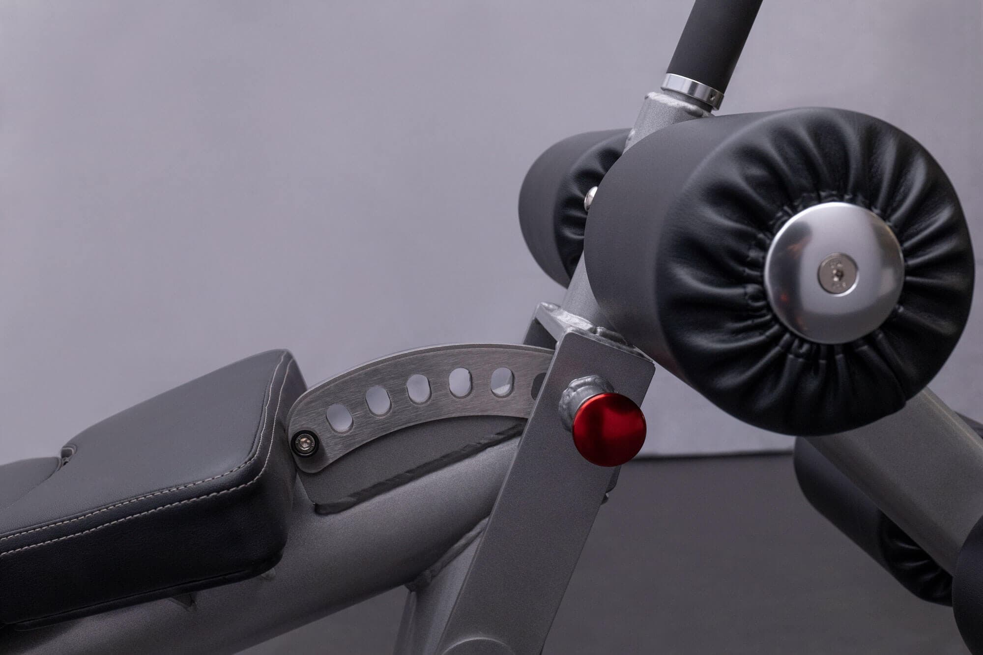 CF2153 Olympic Decline Press