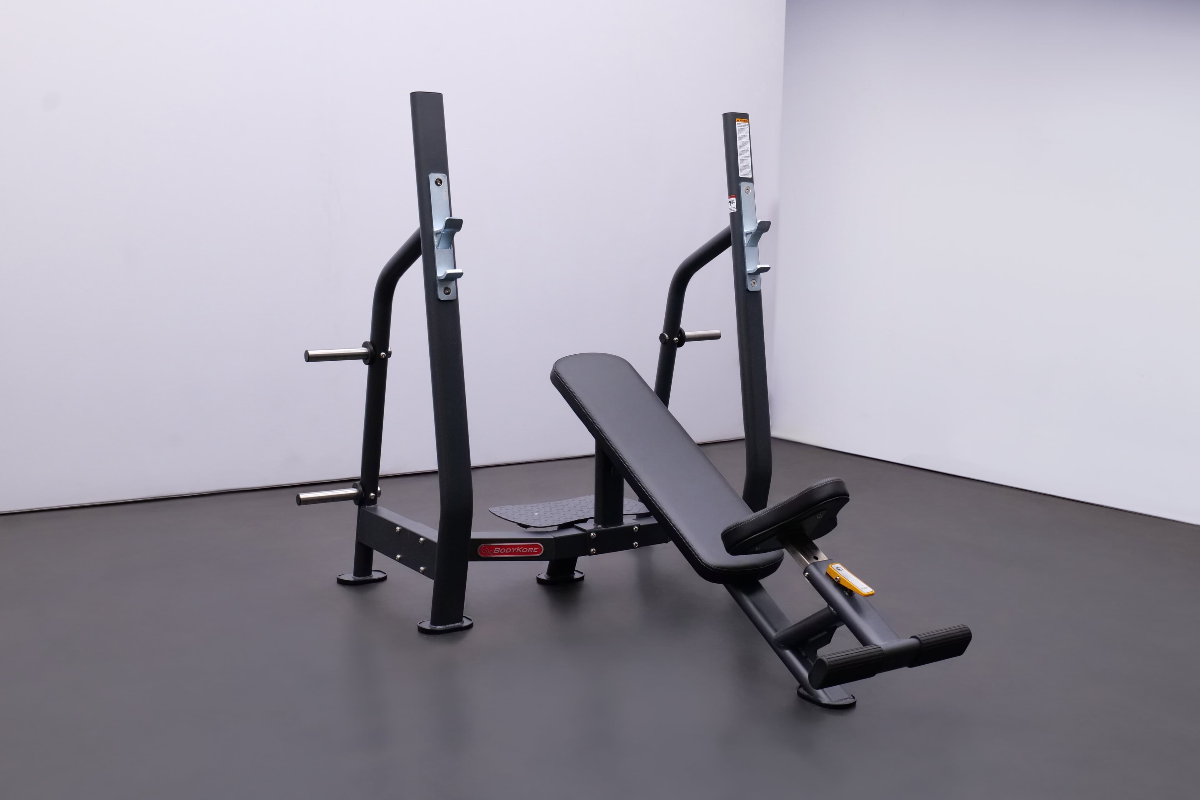 G252 Olympic Incline Bench