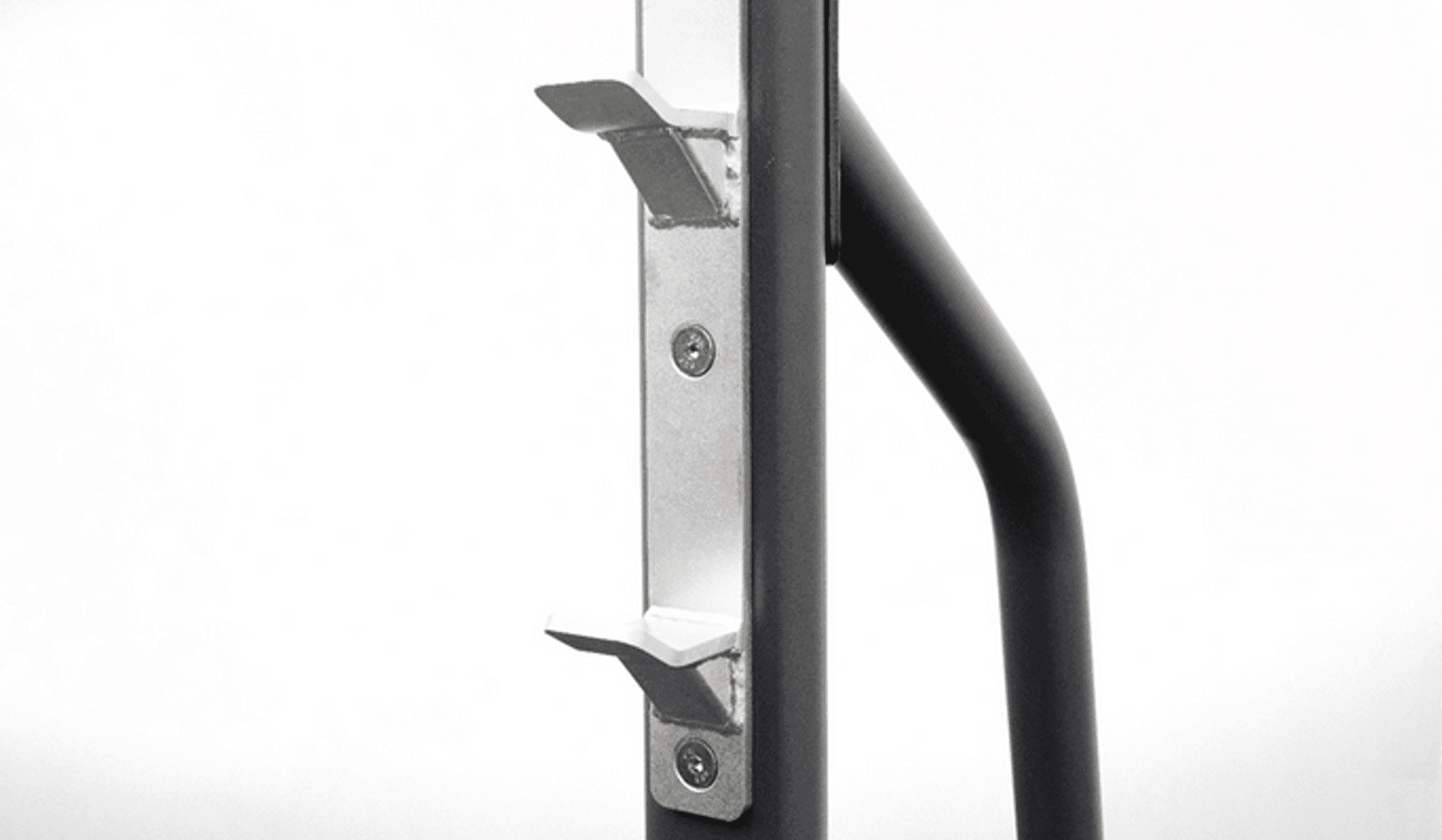 Weight Capacity: 1000 lbs. Our power cage has a weight capacity of 1000 lbs, allowing users to lift as heavy as they desire without worrying. 