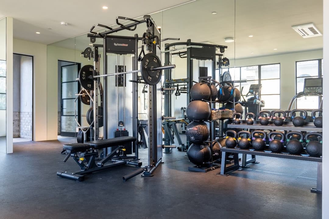 slider-image object-cover