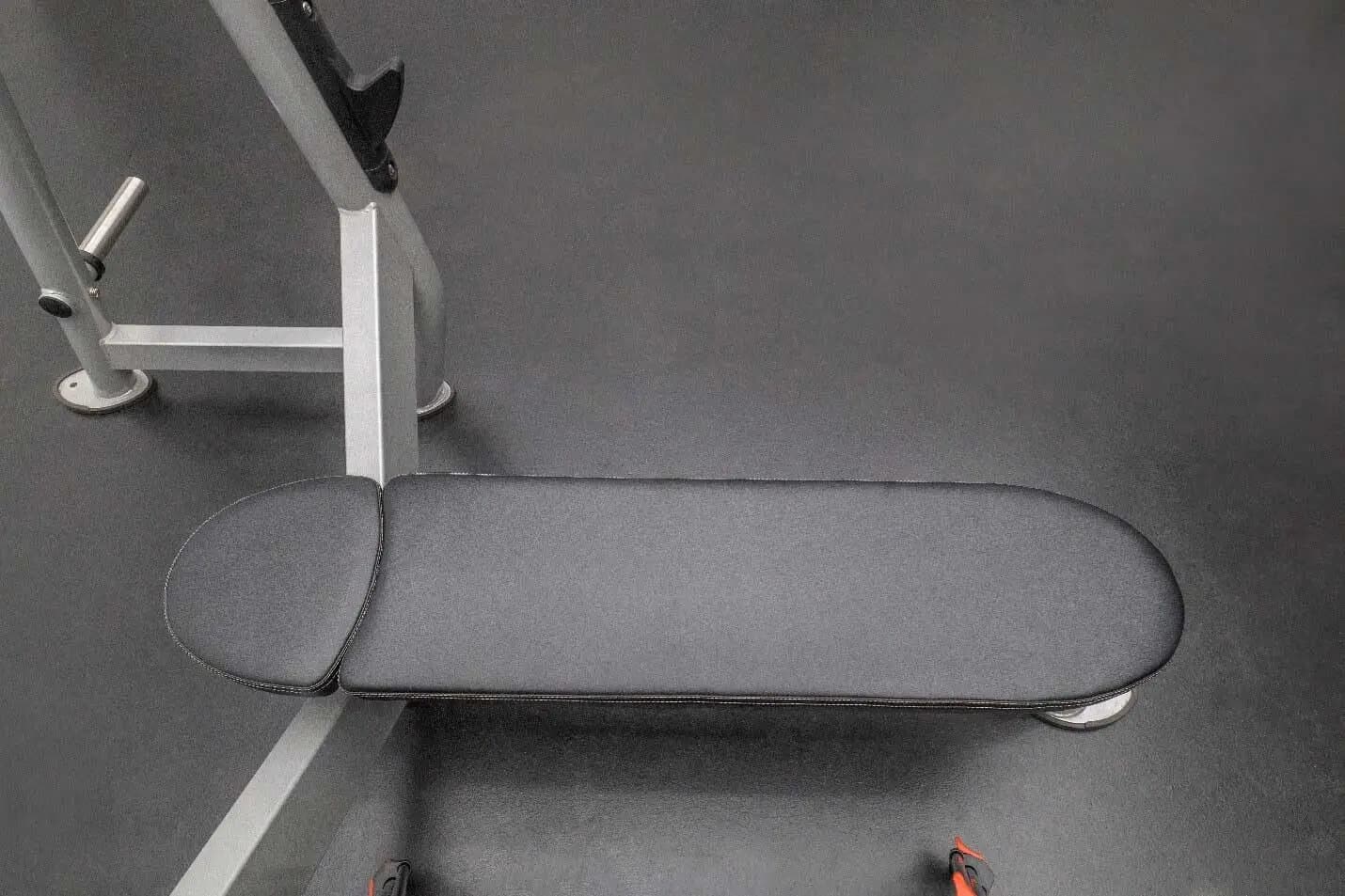 Thick wide pad for back and trunk support