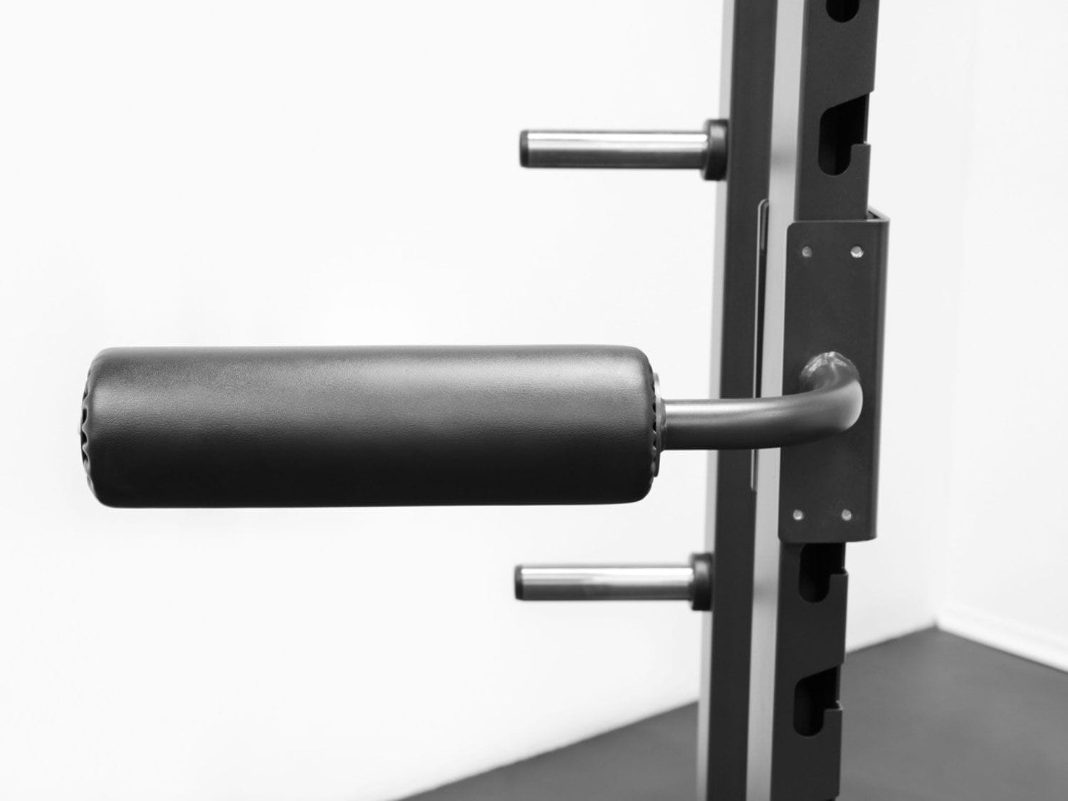 Foundation Series- Half Rack- G701 - Subfeature Image