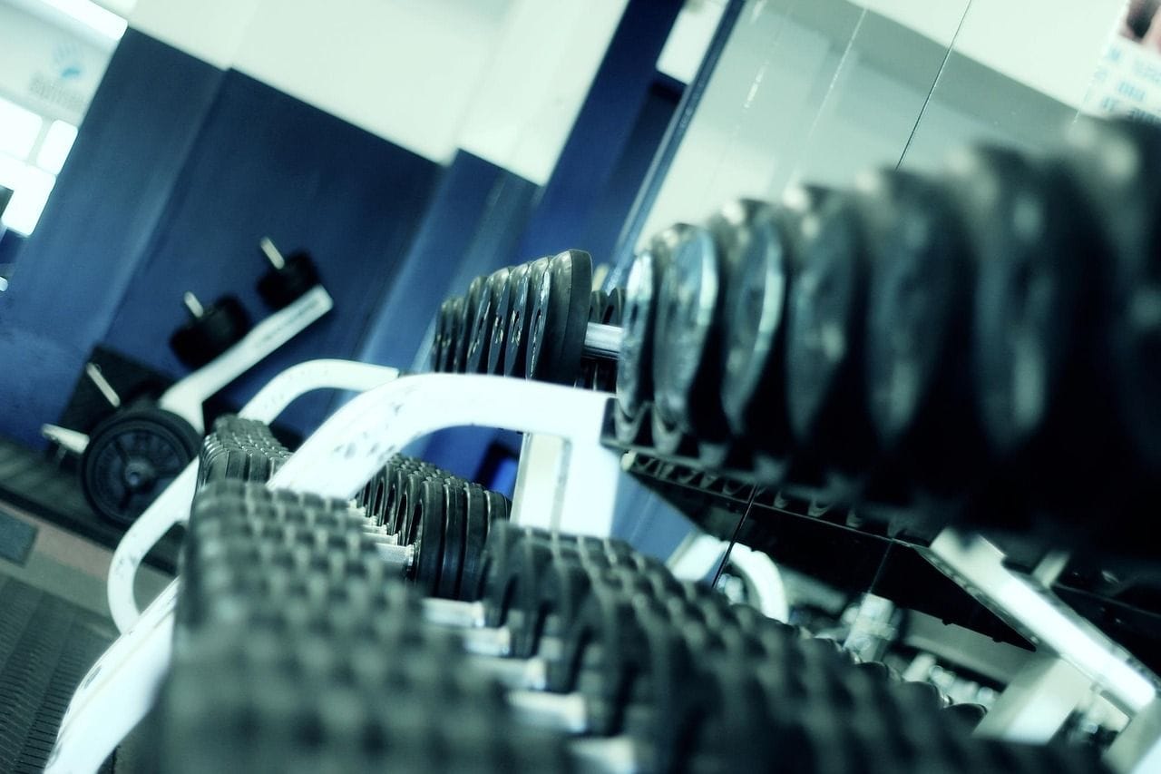 Free Weights vs. Machines: Which Is Better for Your Fitness Goals?